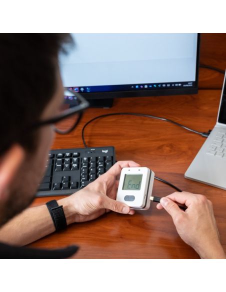 Rejestrator ThermaData  podłaczenie do komputera przez USB.